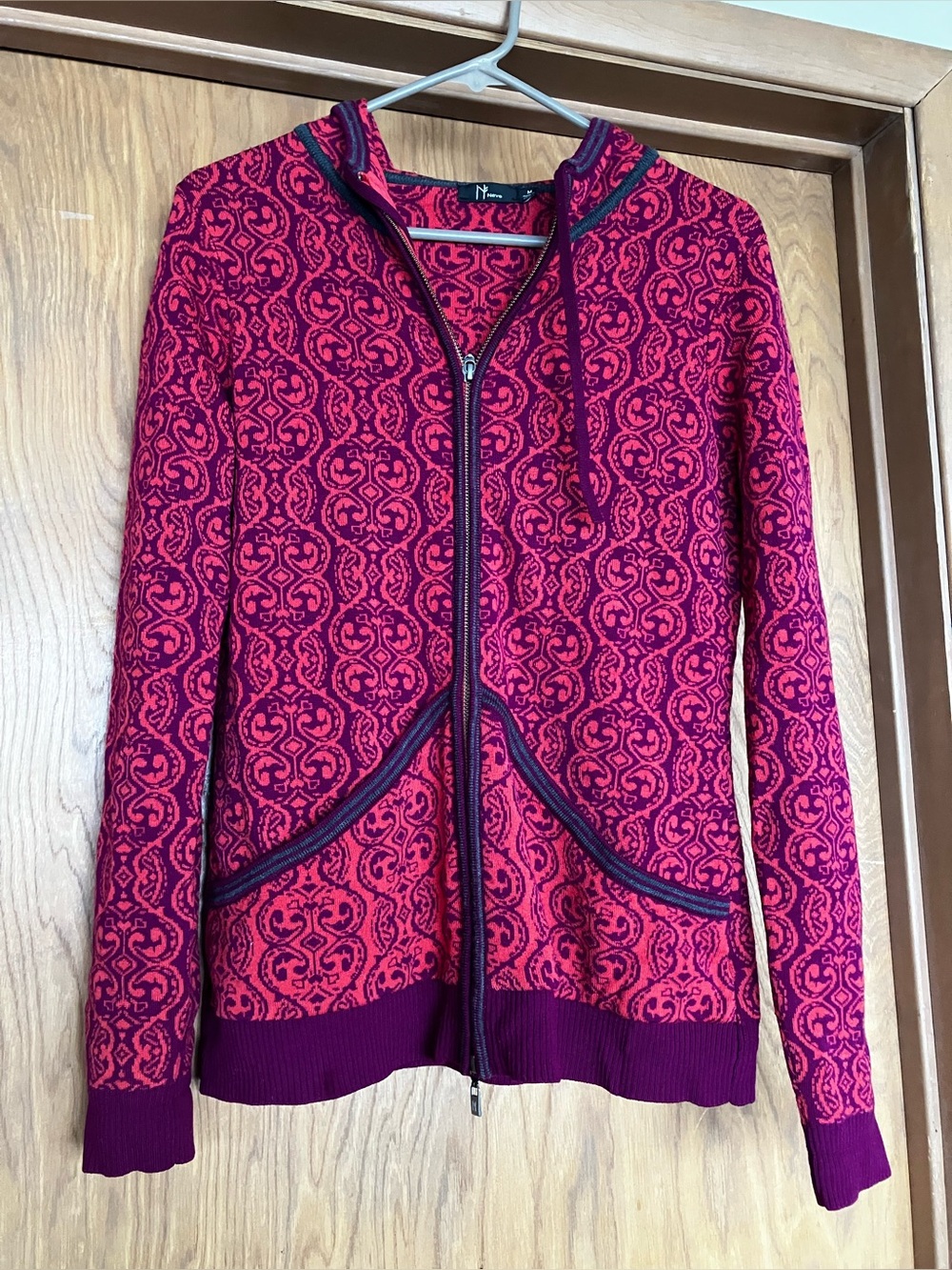 100% merino wool Neve Designs cardigan, size M